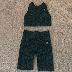 Gymshark Green Adapt Short and Sports Bra Set